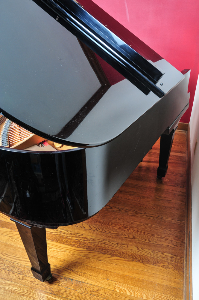 1976 Yamaha No. G3 Grand Piano
