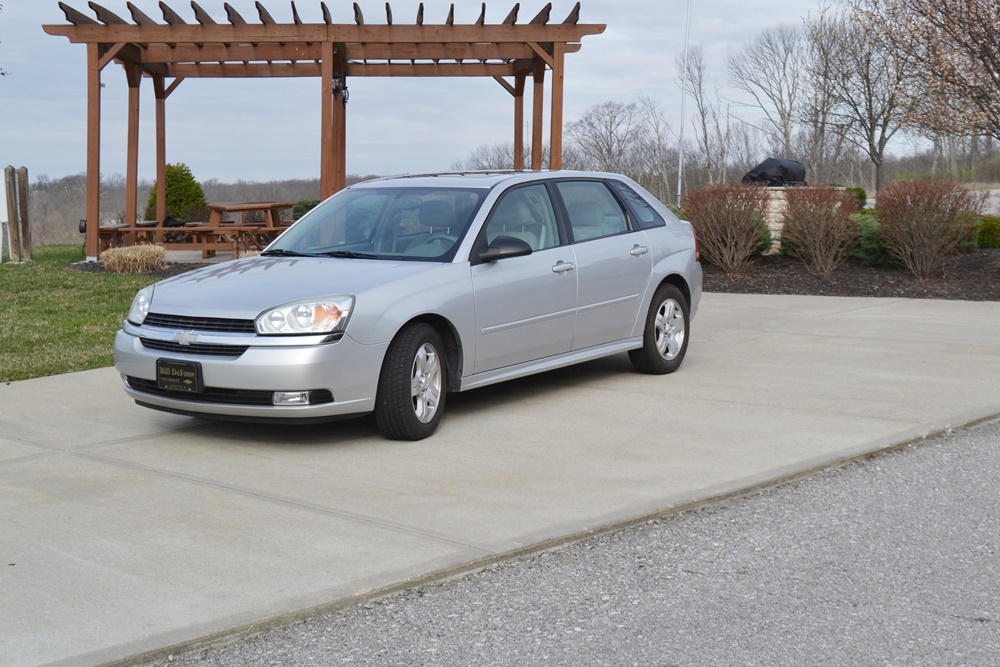 Low Mileage 2004 Chevrolet Malibu Maxx LT VE