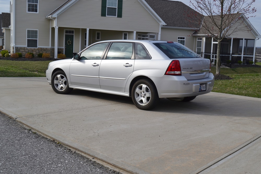 Low Mileage 2004 Chevrolet Malibu Maxx LT VE