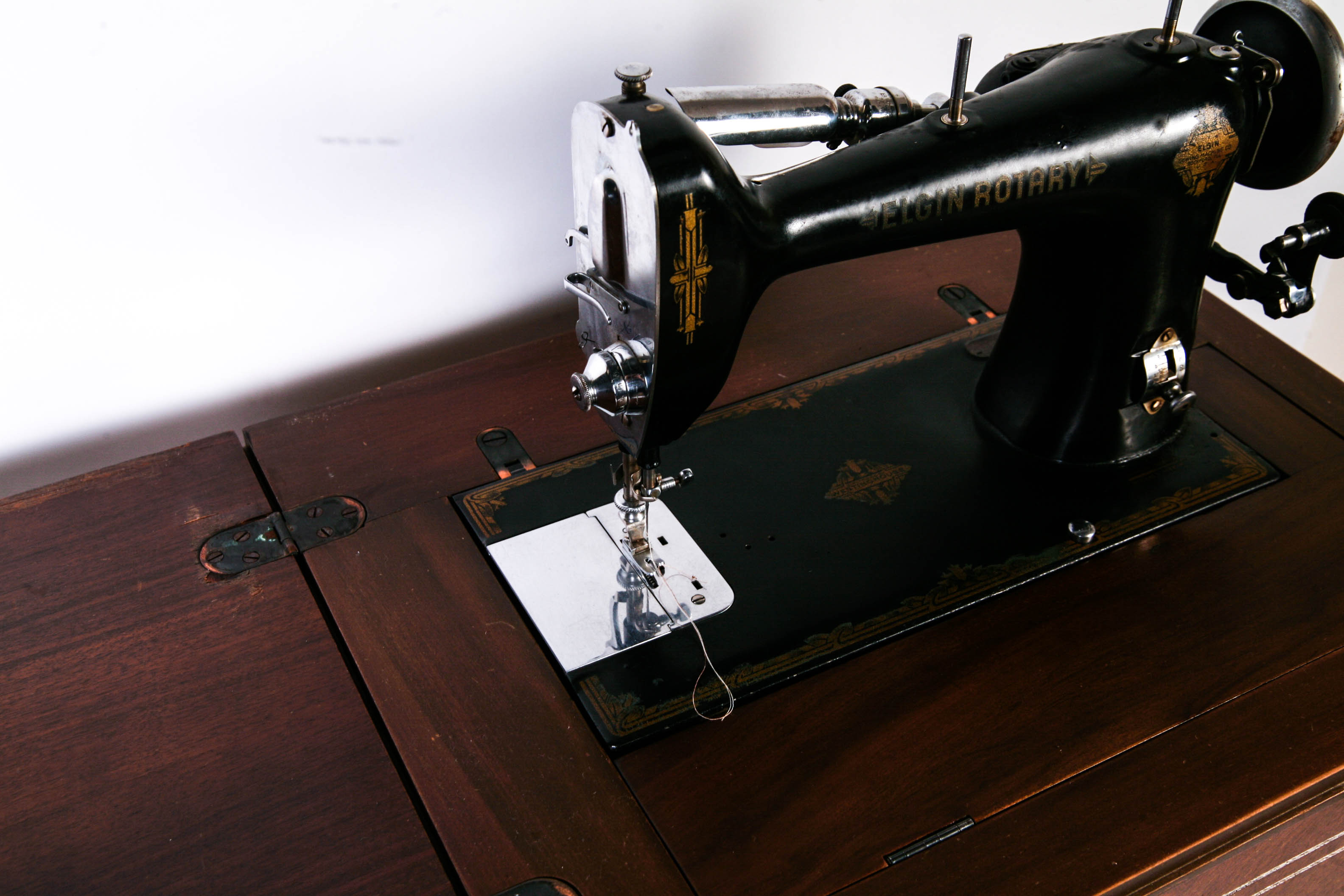 Vintage Westinghouse Elgin Rotary  Sewing Machine