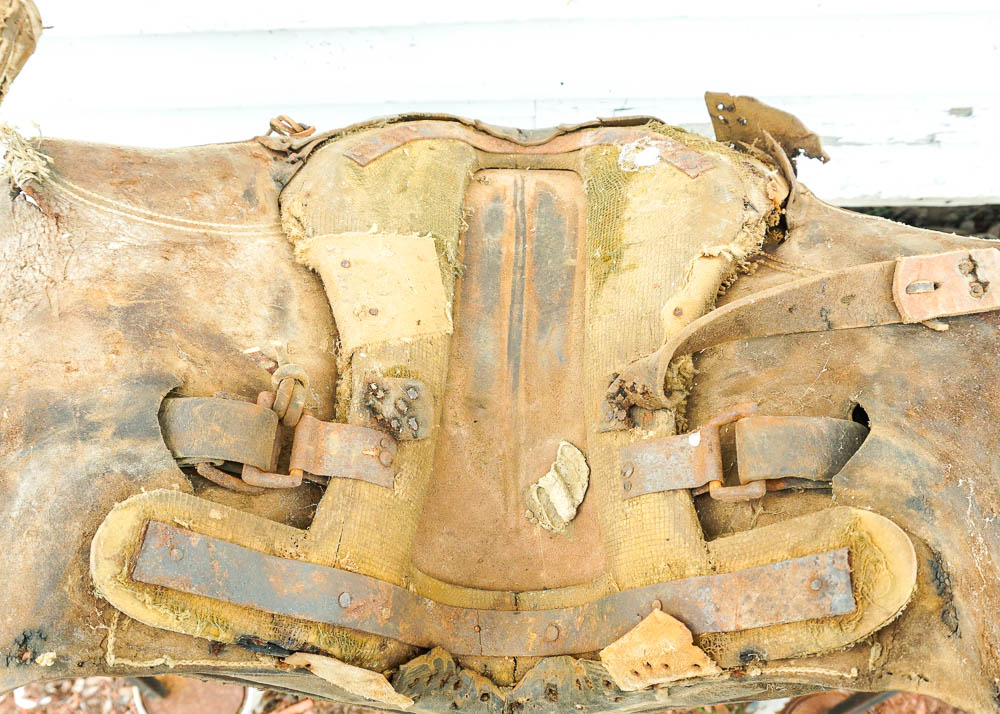 Leather Kentucky Roll Saddle