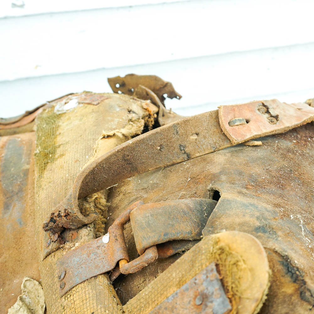 Leather Kentucky Roll Saddle