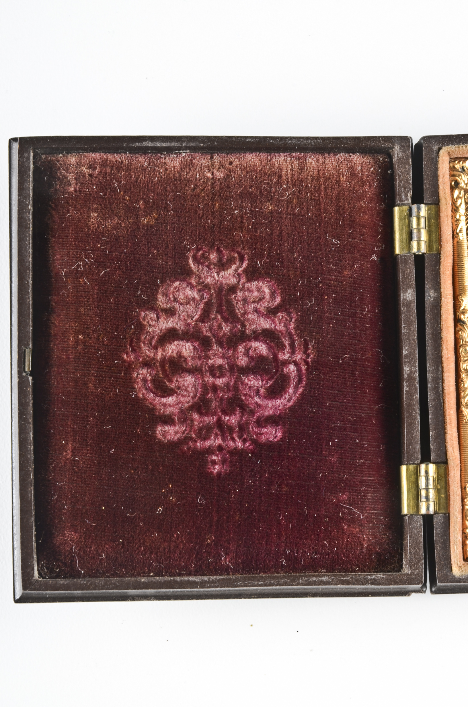 Antique Carte de Visite Portrait of Civil War Sergeant in Gutta Percha Case