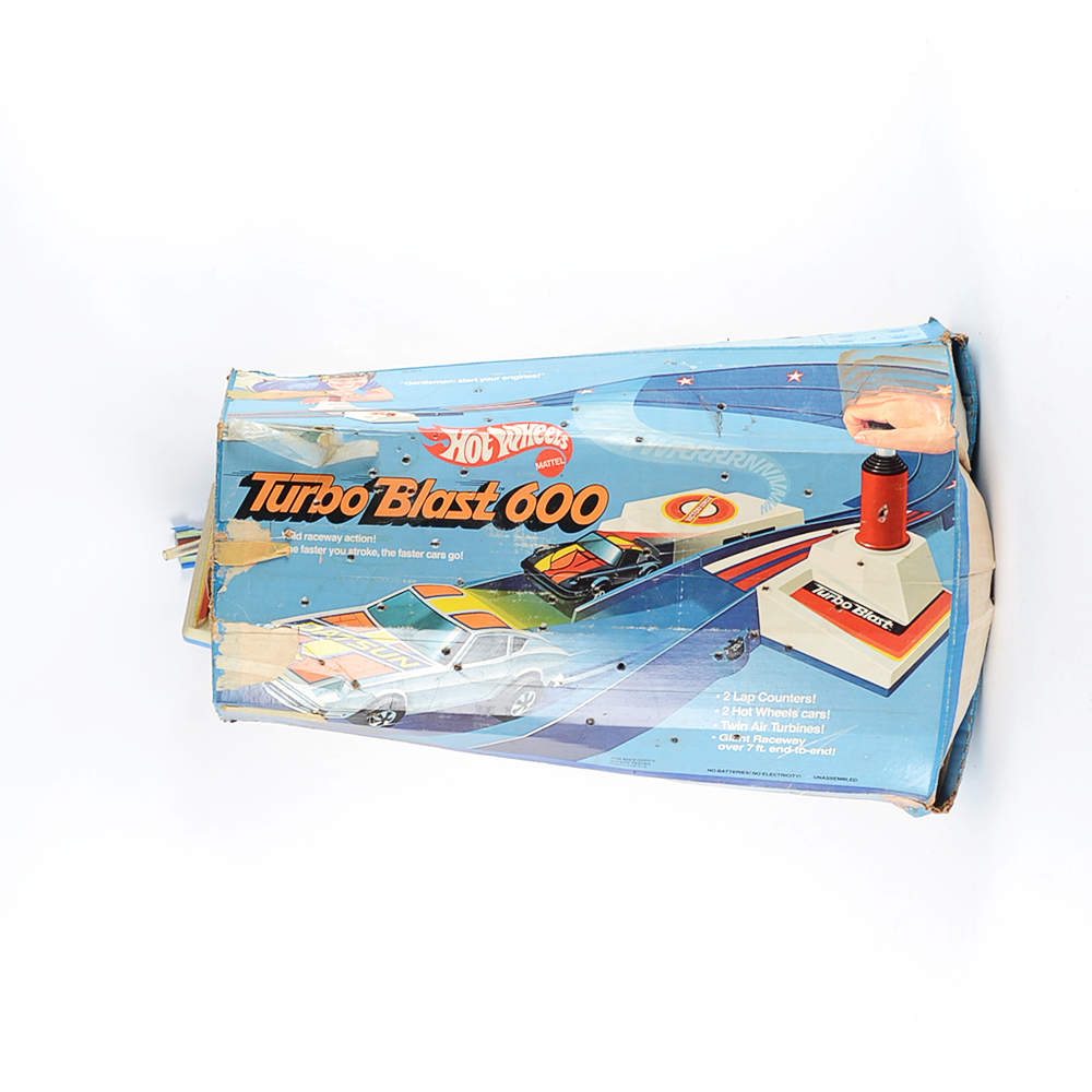 Vintage Hot Wheels Turbo Blast 600 and Service Center