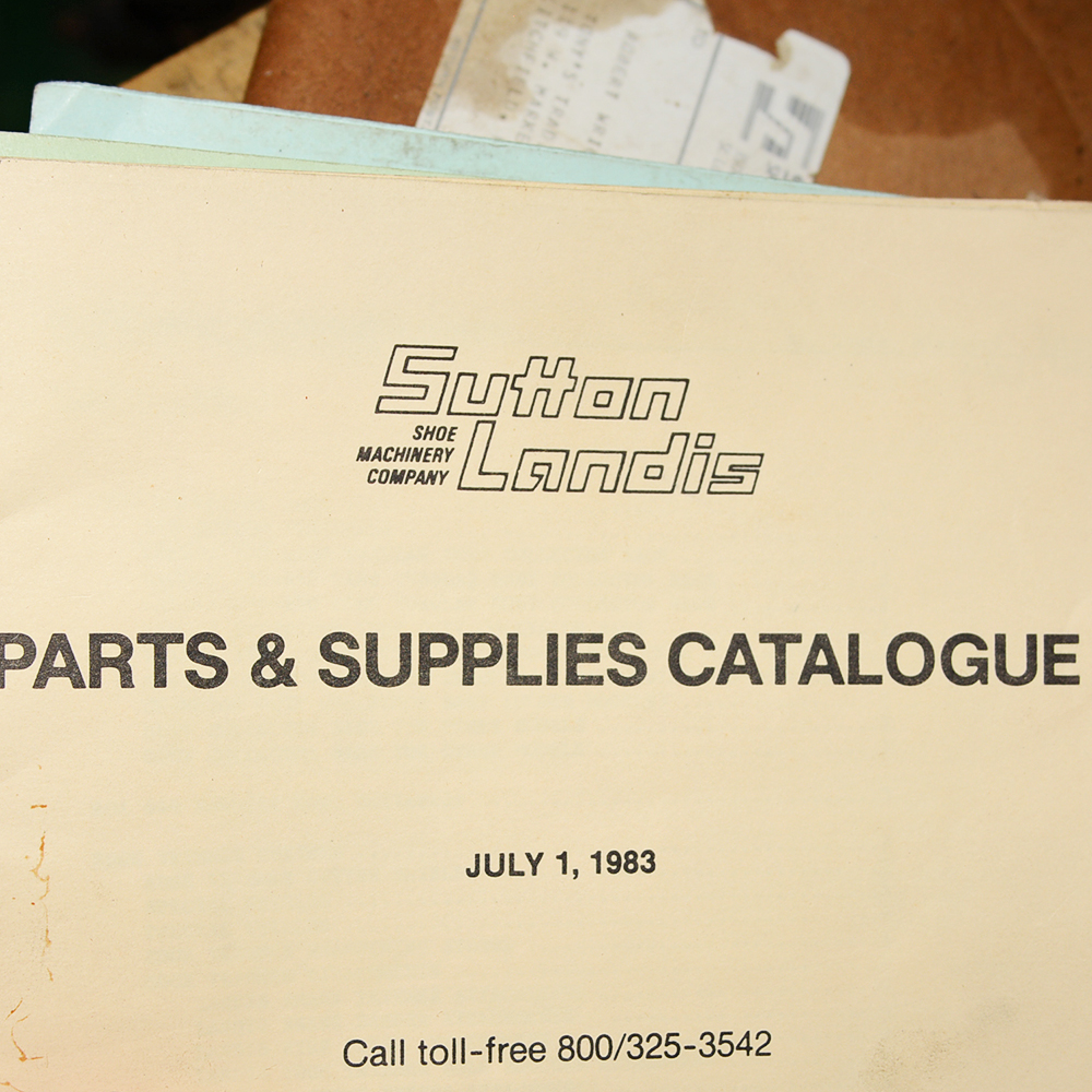 American Straight Needle Heavy Leather Sewing Machine