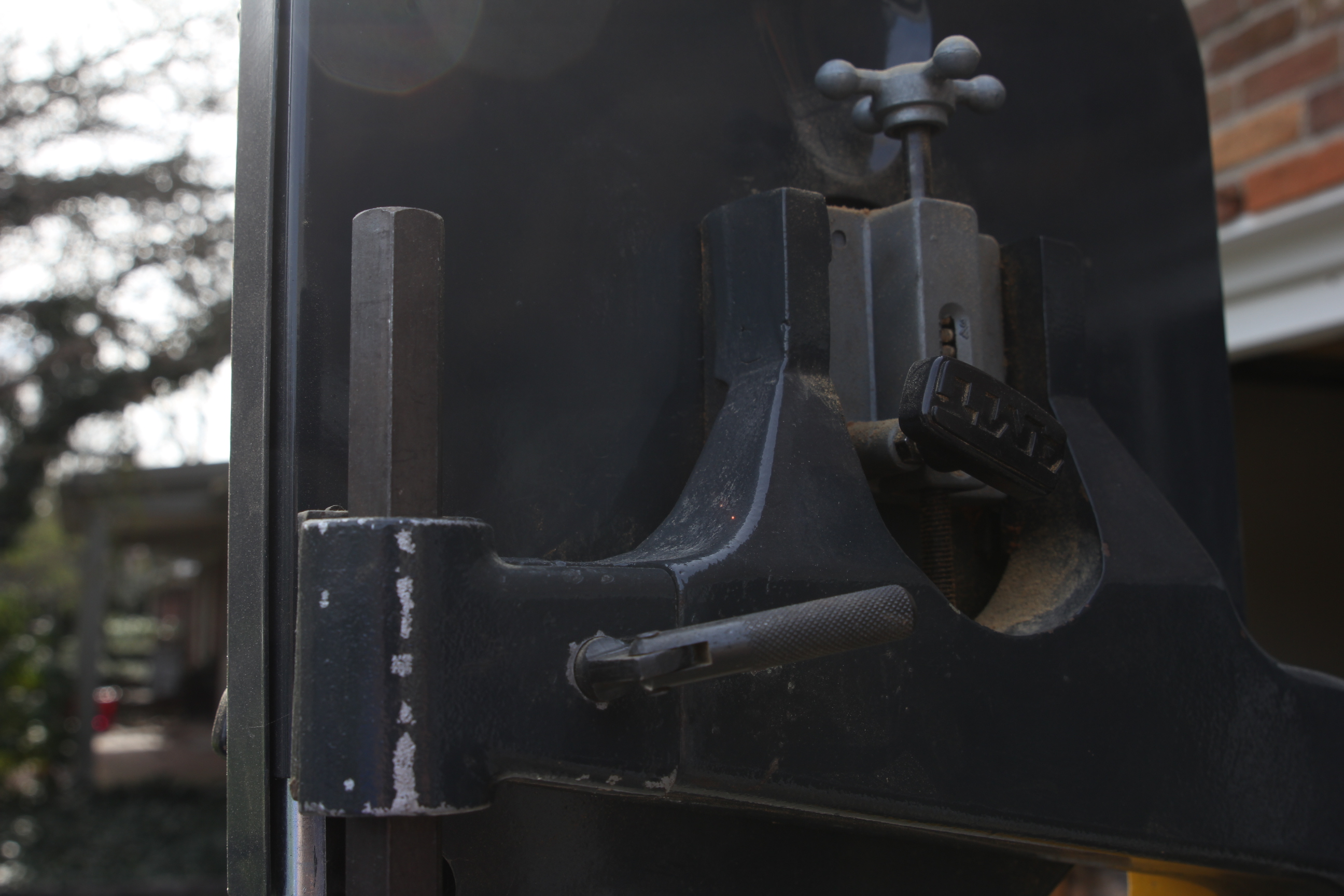 AMT 14" Stationary Band Saw