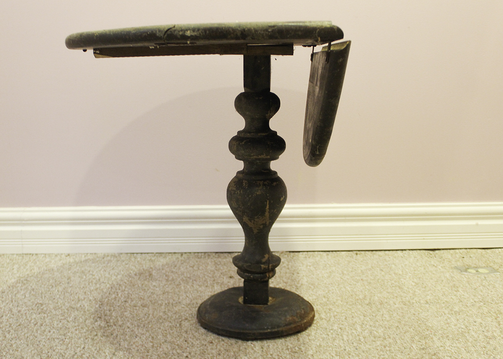 Antique Pine Round Drop-Leaf Table