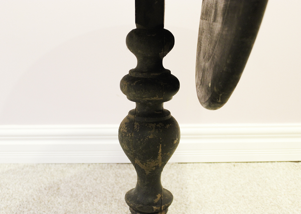 Antique Pine Round Drop-Leaf Table