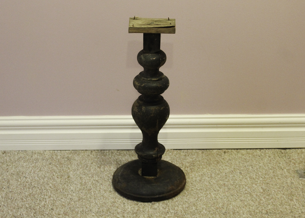 Antique Pine Round Drop-Leaf Table