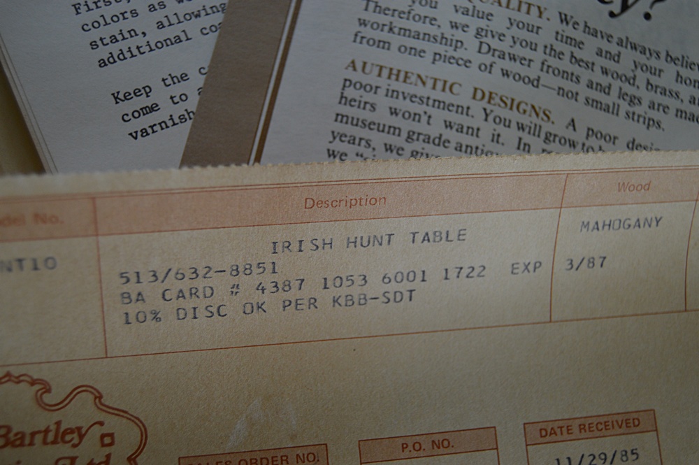 The Bartley Collection Mahogany Irish Hunt Table