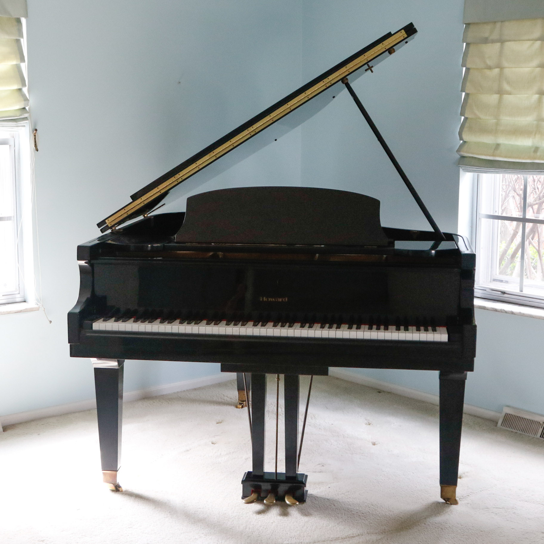 Howard Baldwin Baby Grand Piano