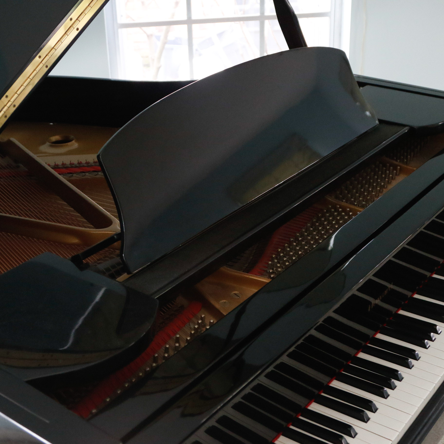 Howard Baldwin Baby Grand Piano