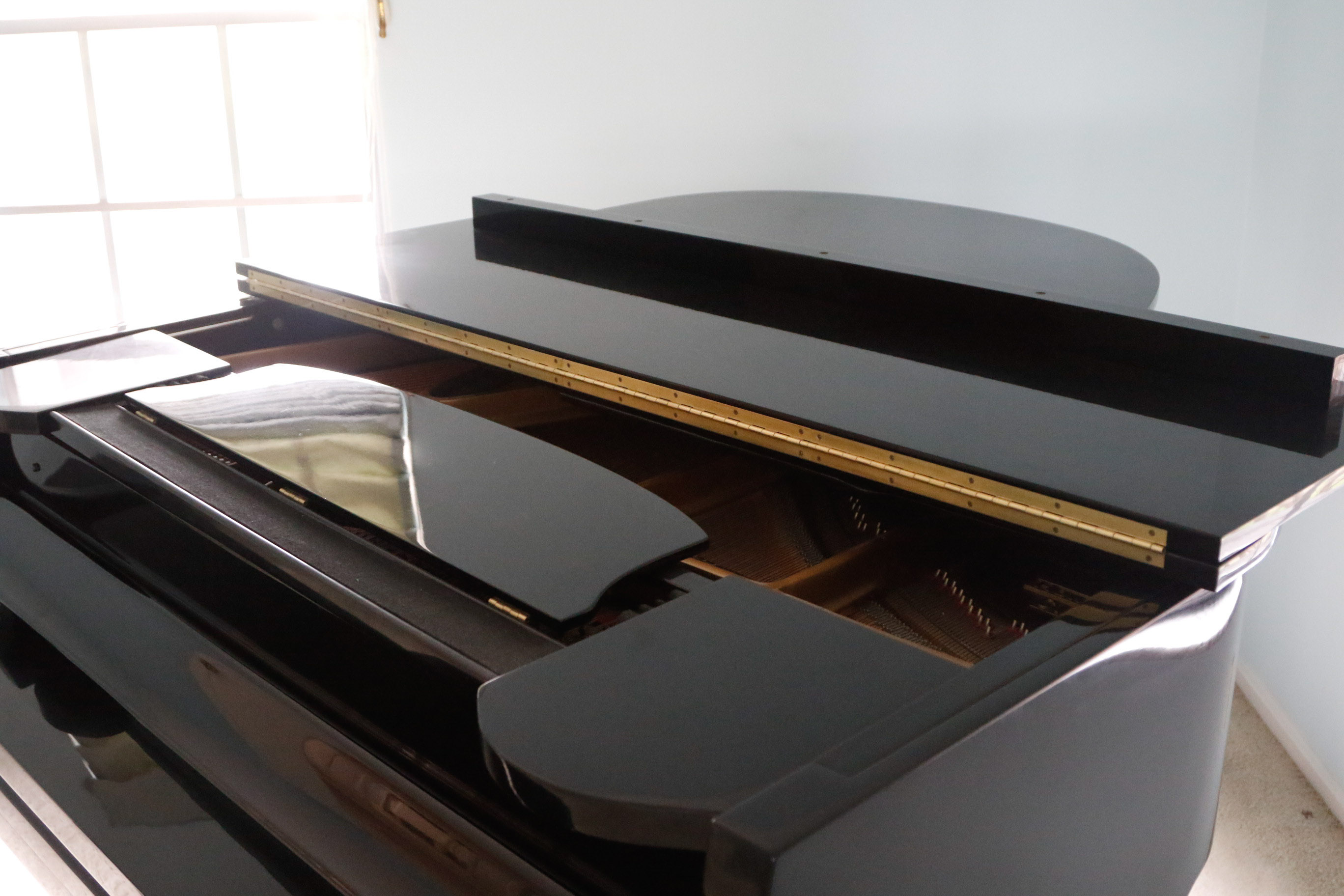 Howard Baldwin Baby Grand Piano