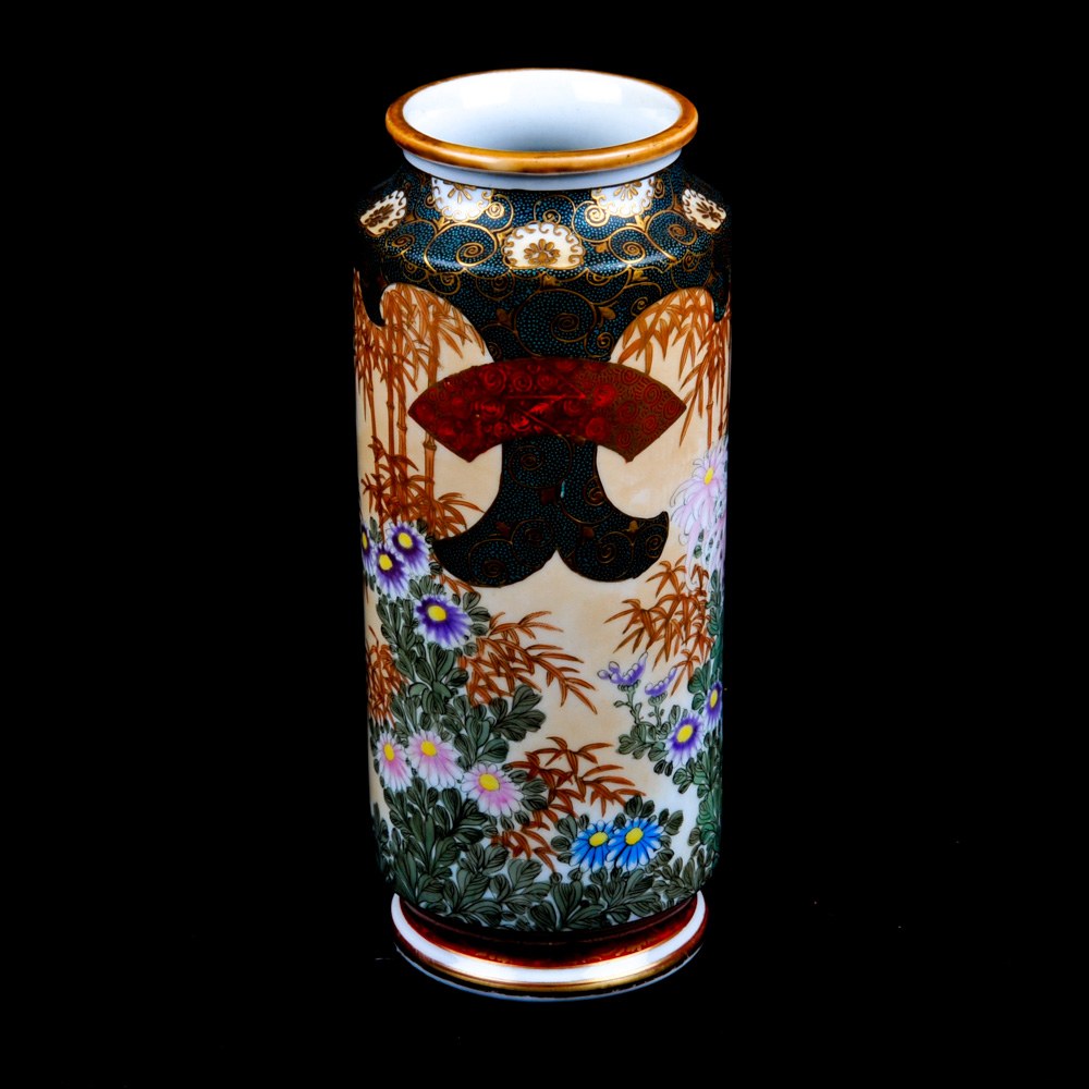 Antique Circa 1890 Meiji Era Kutani Taniguchi Sei Vase