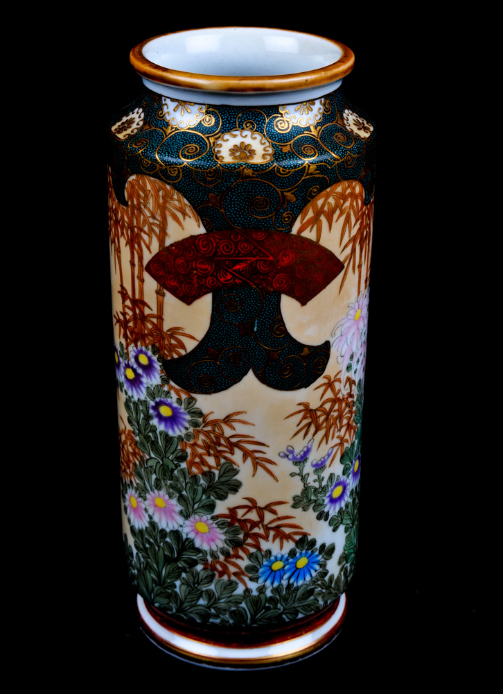 Antique Circa 1890 Meiji Era Kutani Taniguchi Sei Vase