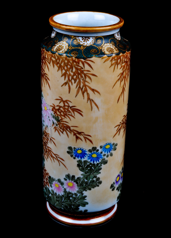 Antique Circa 1890 Meiji Era Kutani Taniguchi Sei Vase