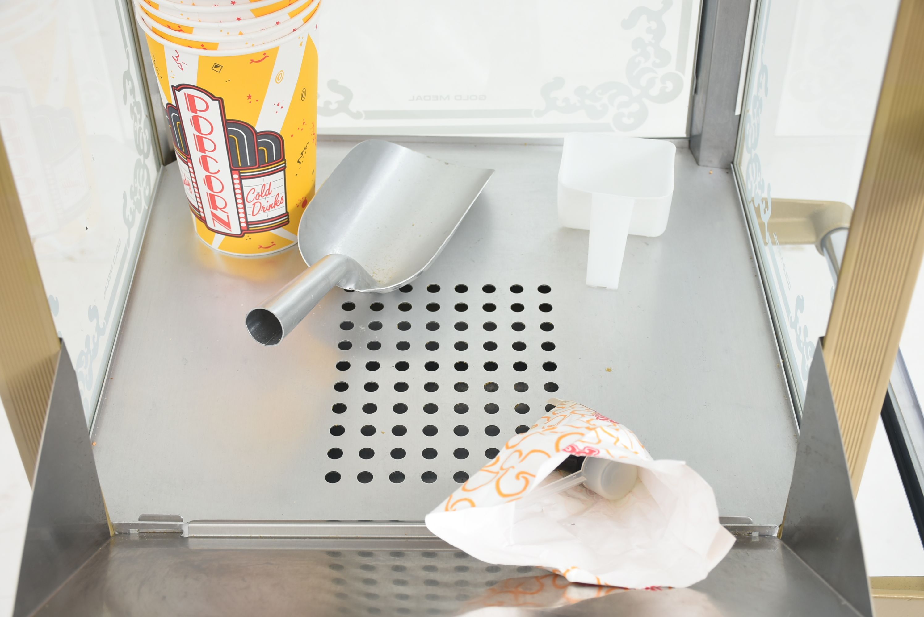 Gold Medal "Antique Deluxe 60 Special" Popcorn Machine