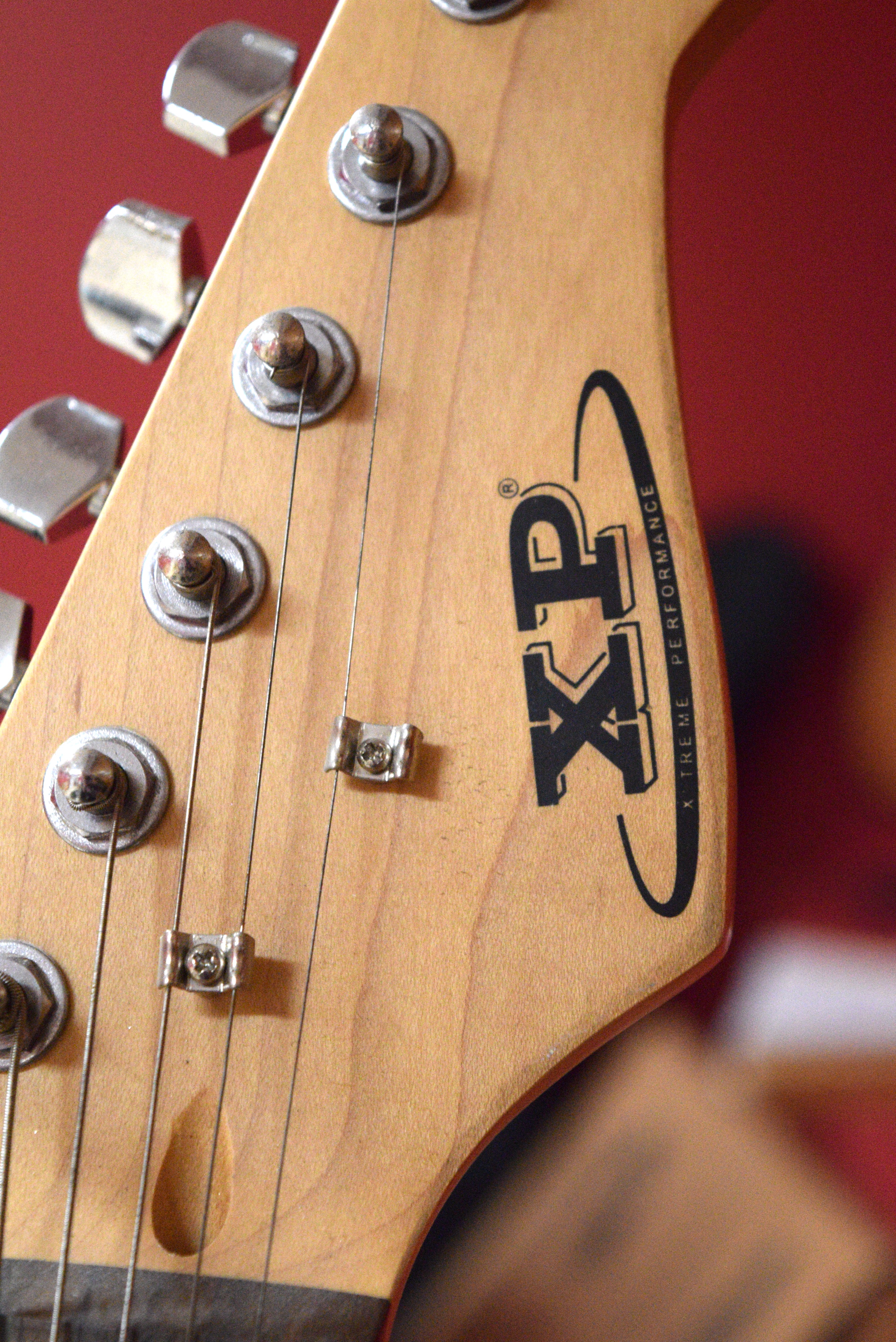 XP Extreme Performance Electric Guitar