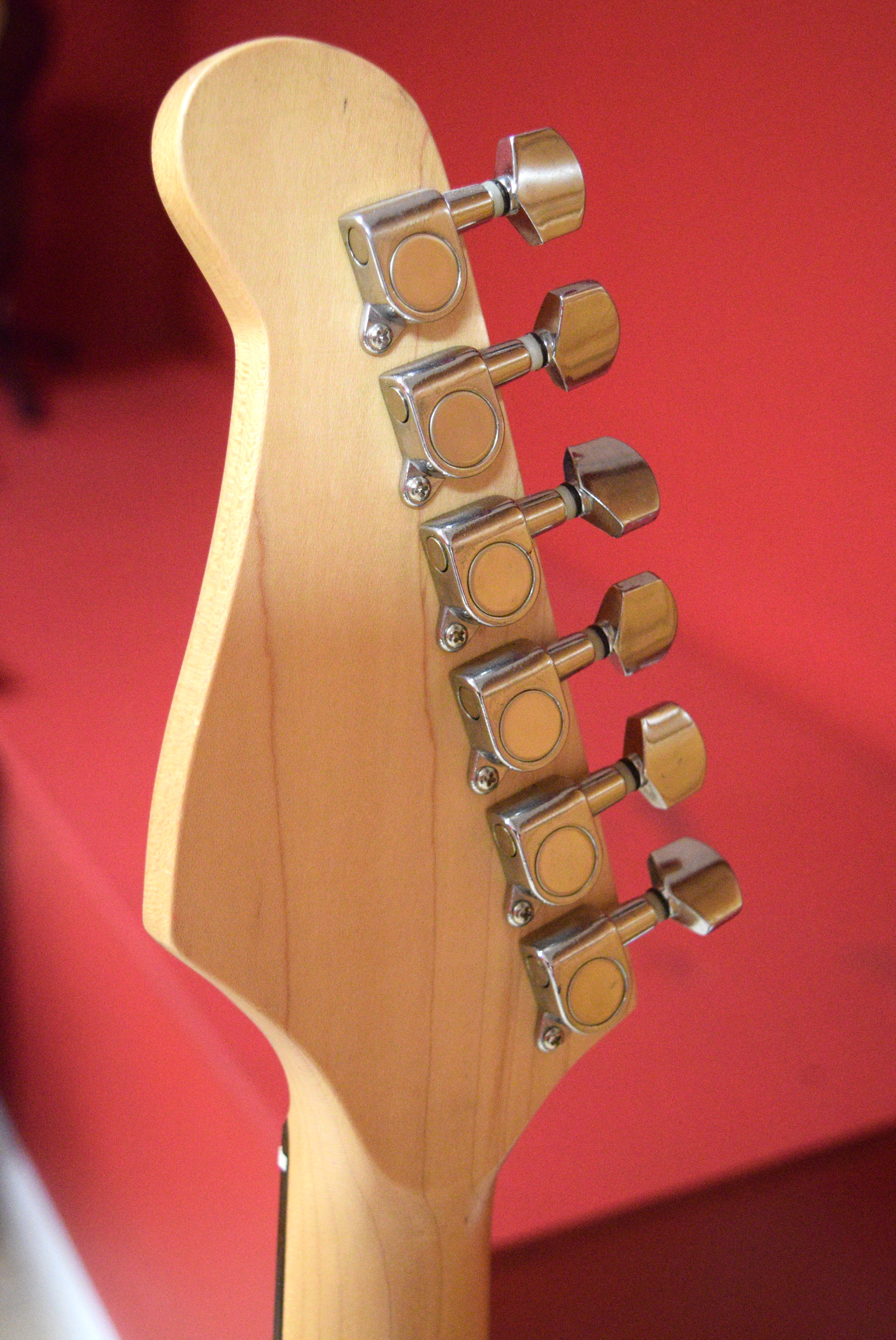 XP Extreme Performance Electric Guitar