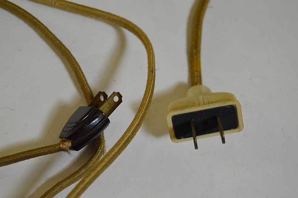 Pair of 1930s Figural Ceramic Lamps