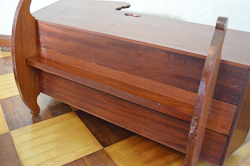 The Bartley Collection Mahogany Cradle