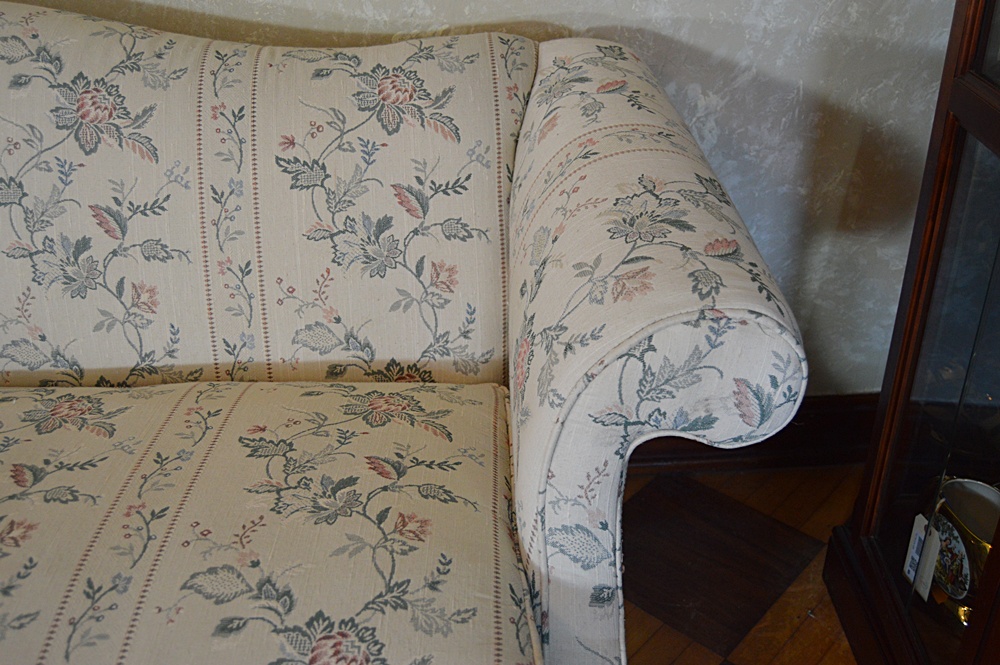 Chippendale Style Camel Back Sofa