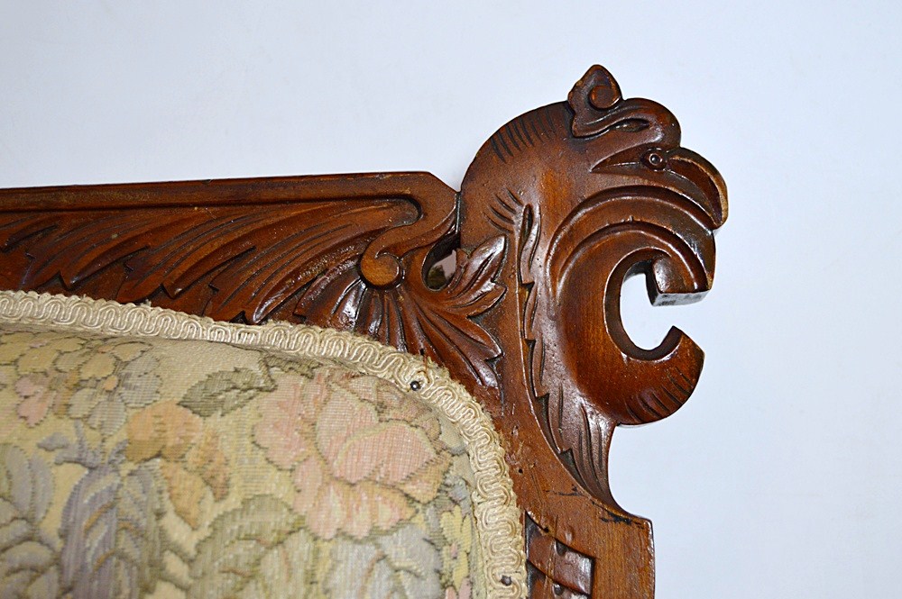 Victorian Walnut Settee