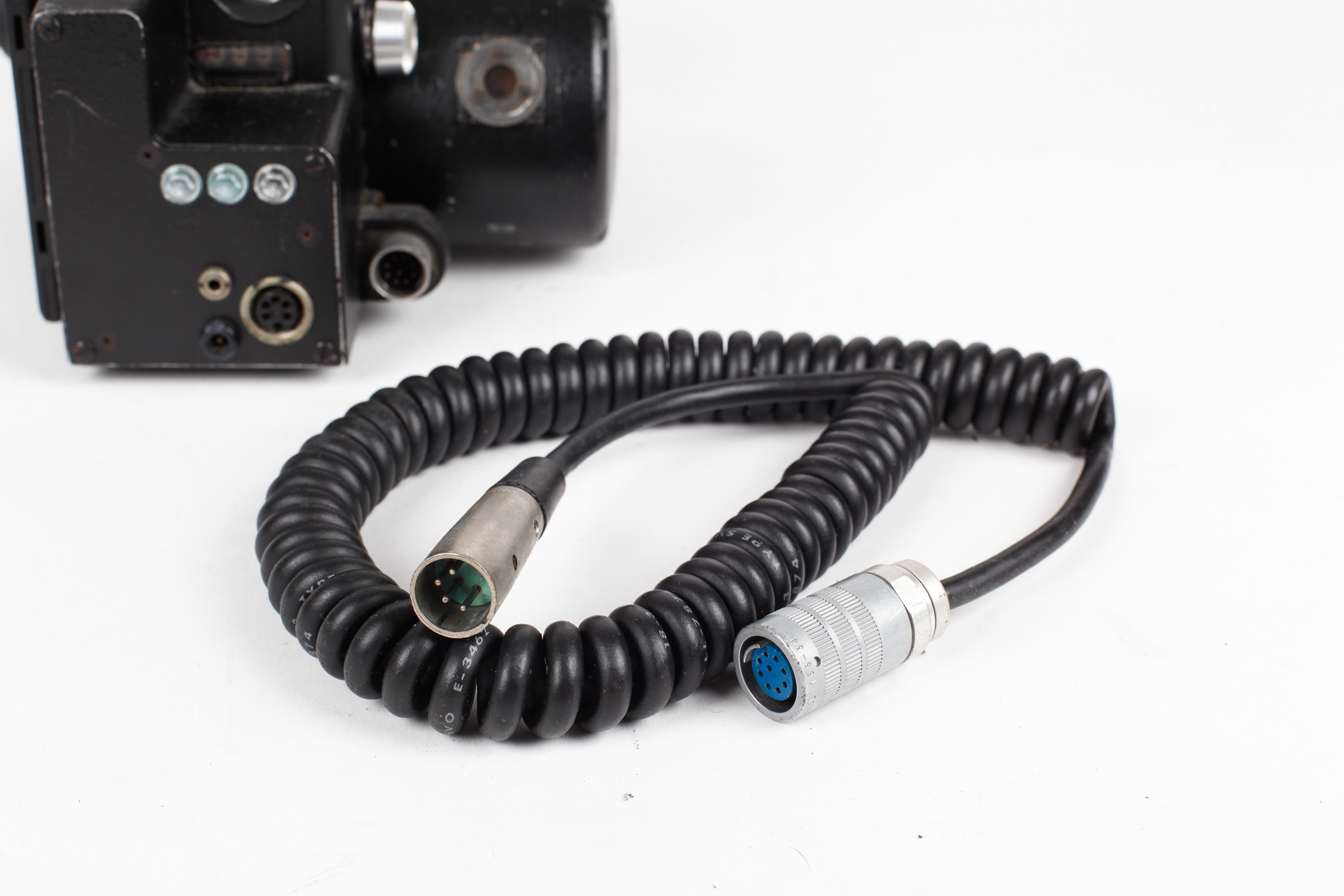 Rare Arriflex 16BL 16mm Video Camera with Accessories