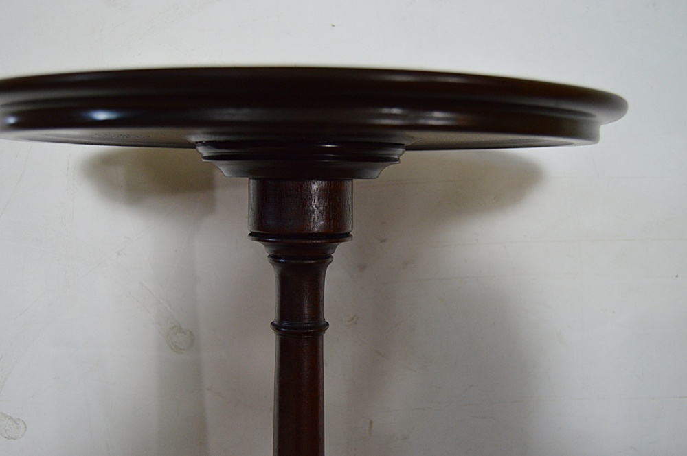 The Bartley Collection Queen Anne Style Mahogany Brandy Stand