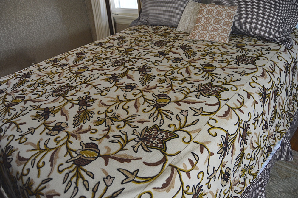 Reproduction Cherry Bed with Crewel Coverlet and Linens