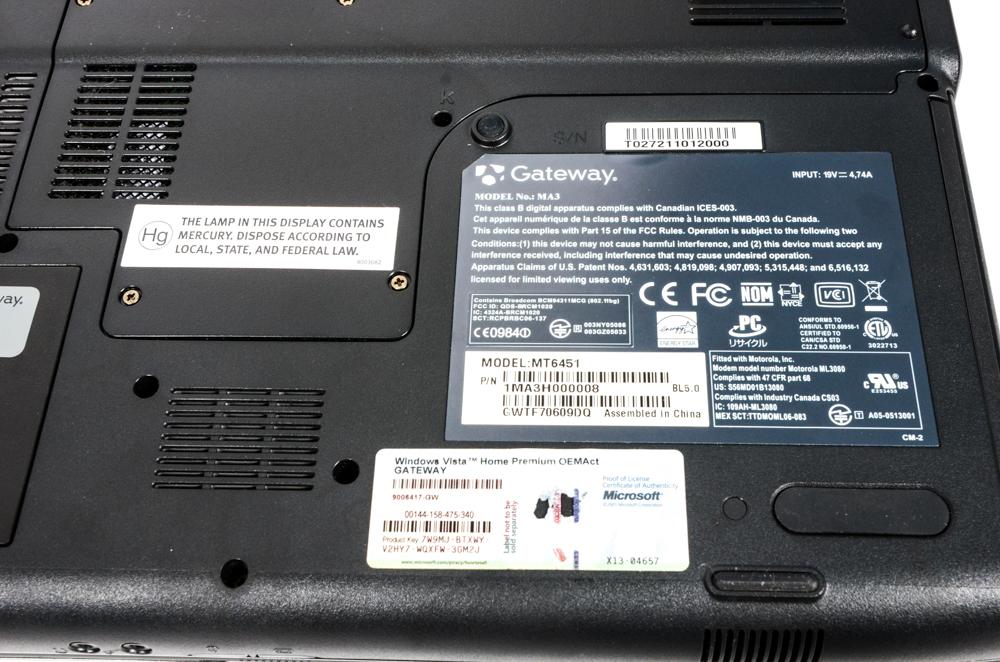 Gateway Laptop with Speakers and Targus Bag