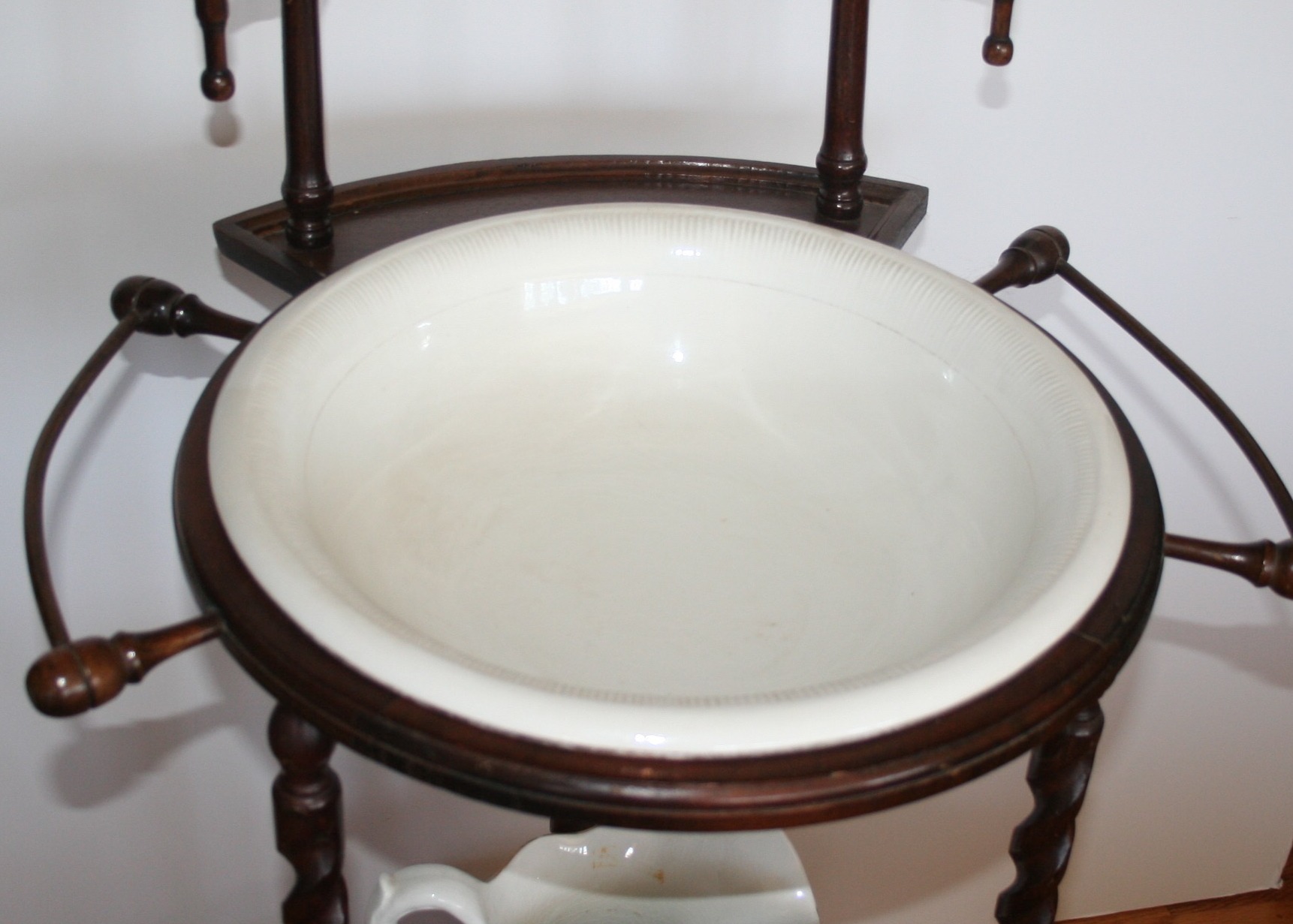 Vintage Victorian Wash Stand