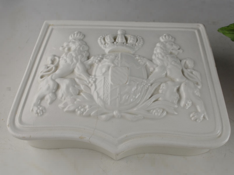 A.M.C. Capodimonte Clock and Mottahedeh & Co. Trinket Box and Dish