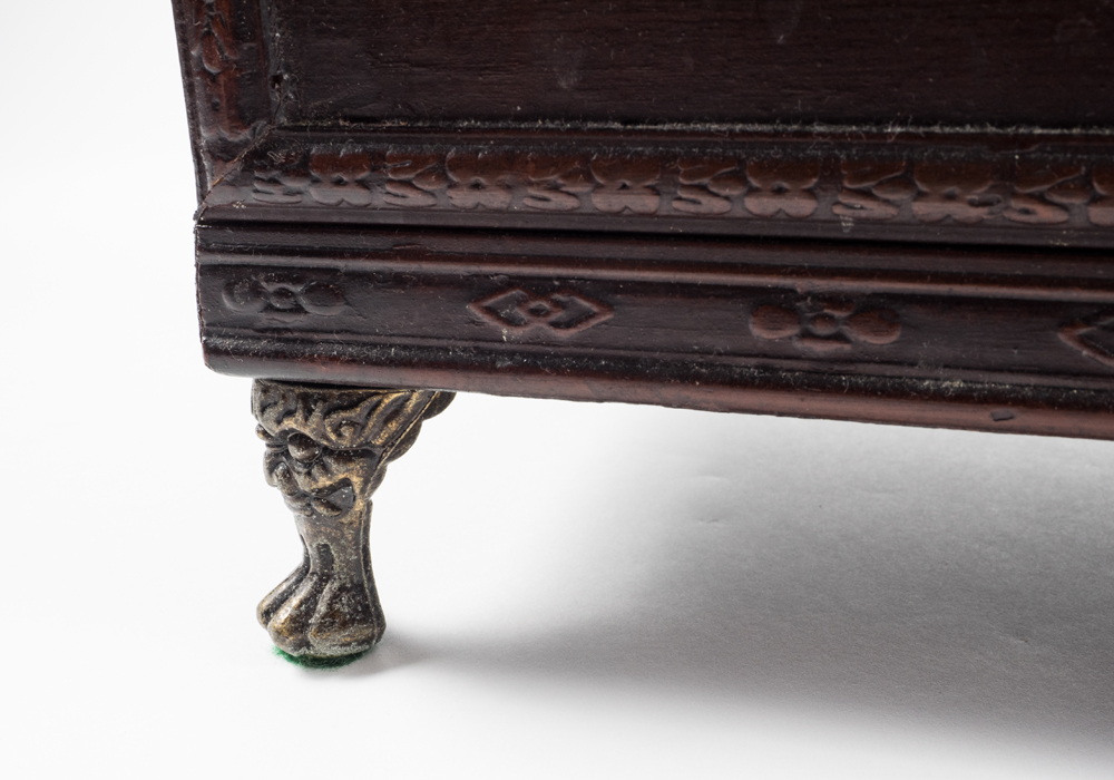 Globes and Box Decor