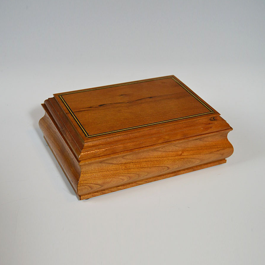 Chippendale Style Light Mahogany Card Box