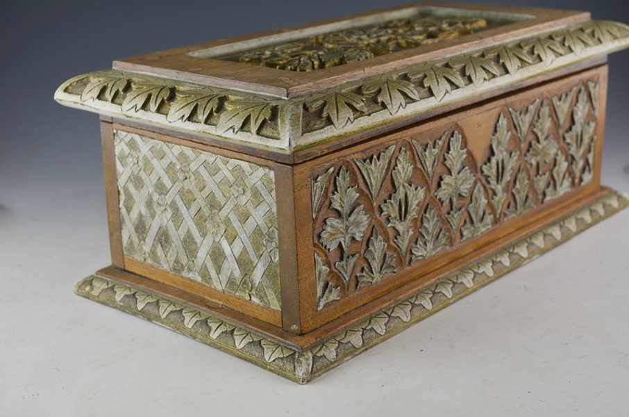 Antique Beautifully Carved Mahogany Dresser Box