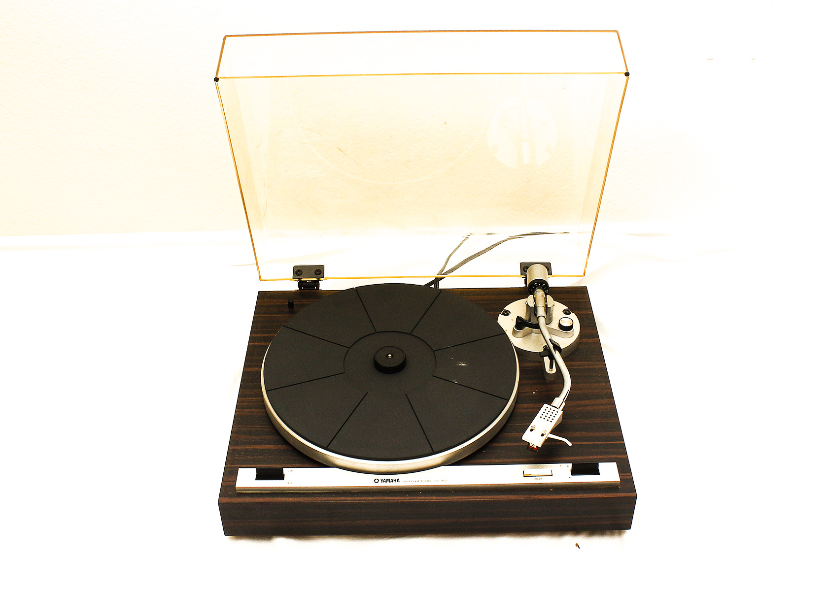 Yamaha Turntable