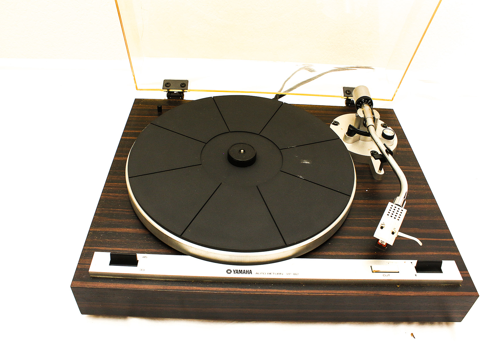 Yamaha Turntable