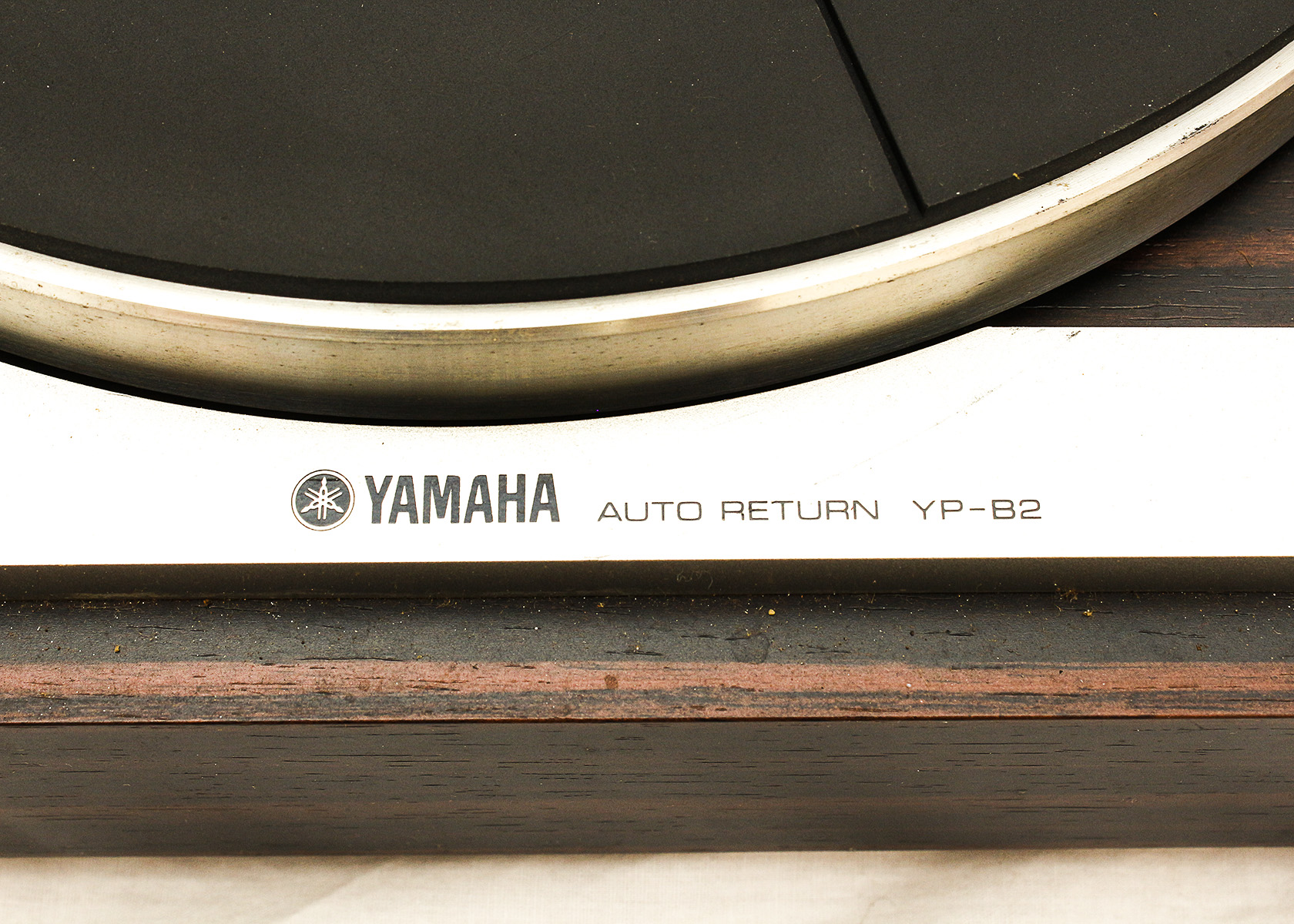 Yamaha Turntable