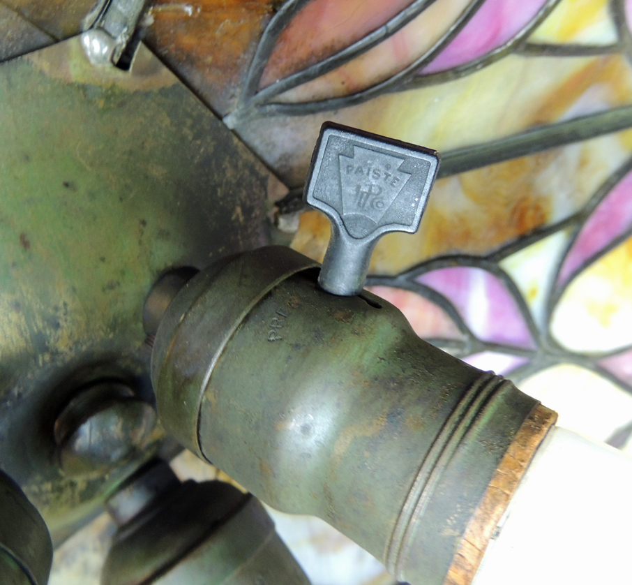 Antique Floral Stained Glass Hanging Lamp