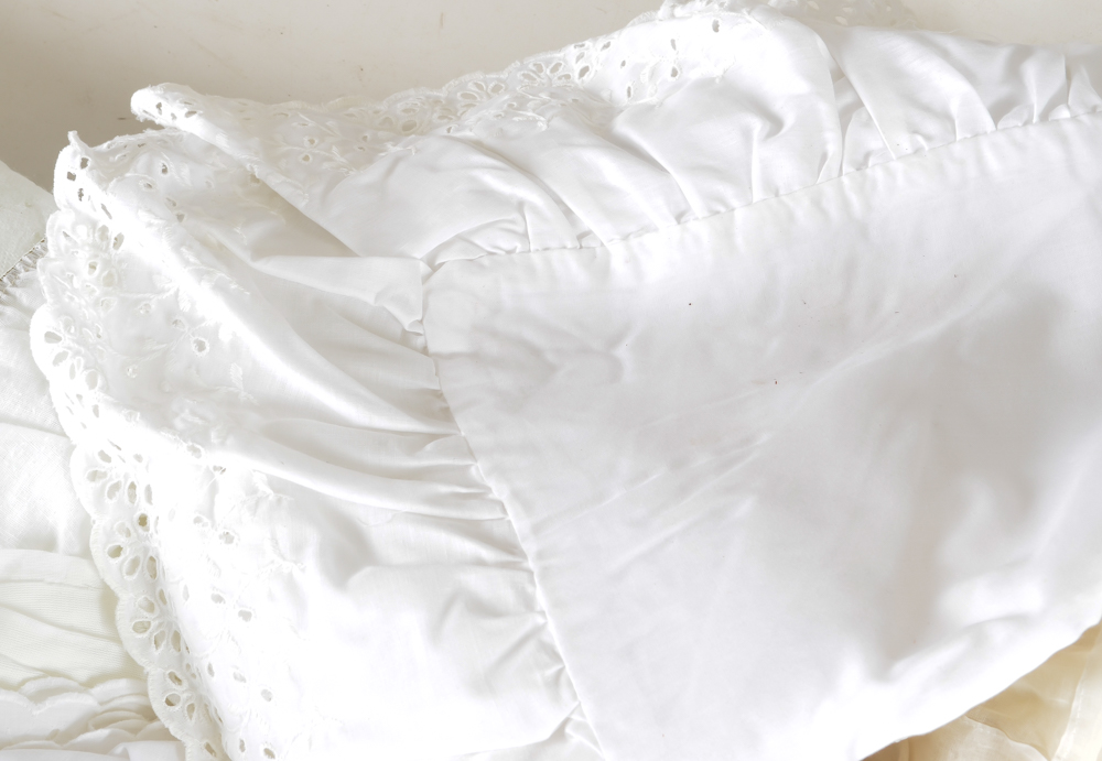 American Victorian Half-Tester Bed