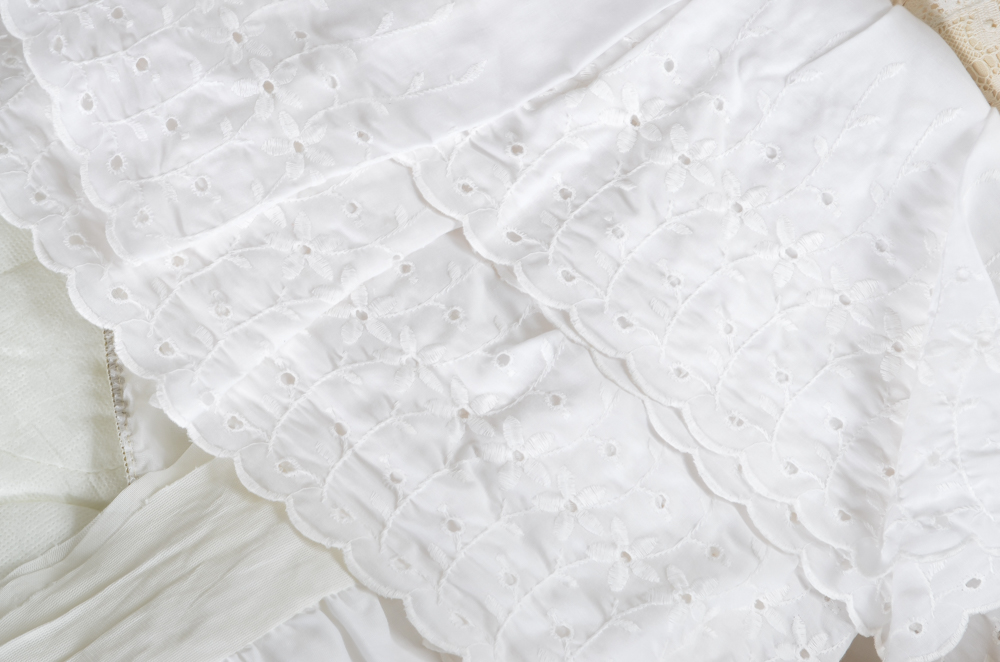 American Victorian Half-Tester Bed