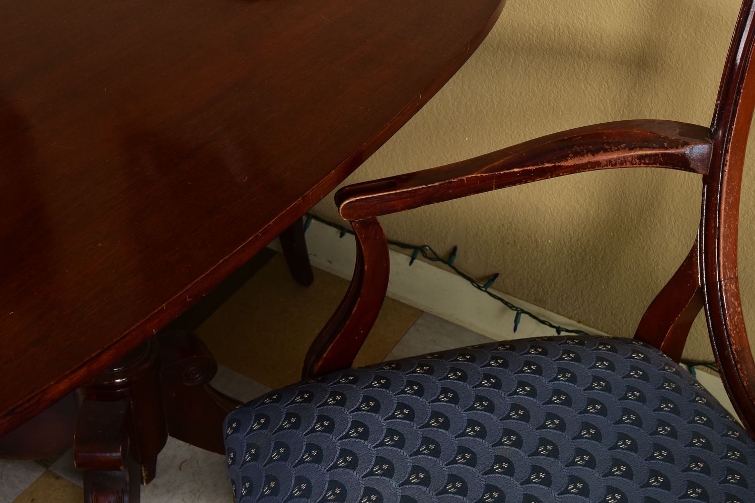 Sheraton Style Dining Table and Chairs