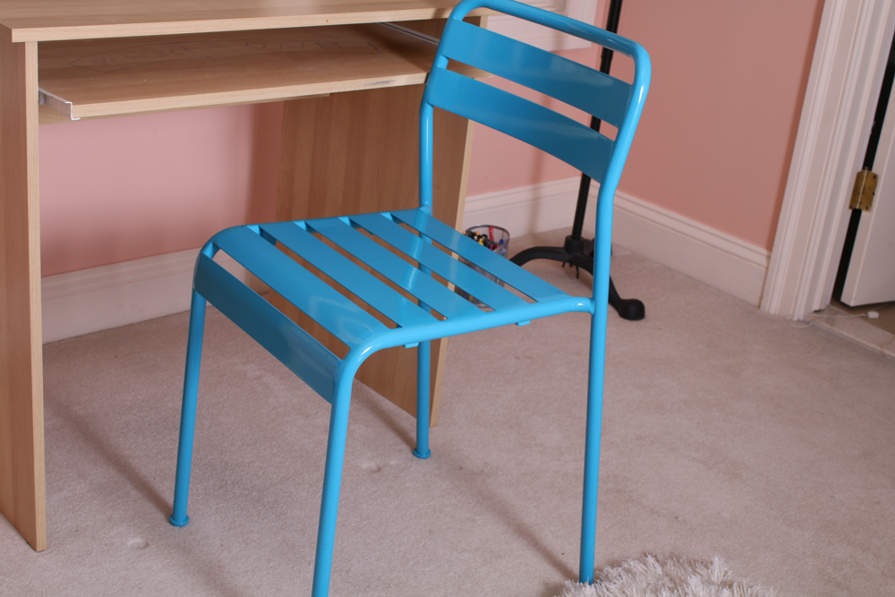 Modern Desk and Chair