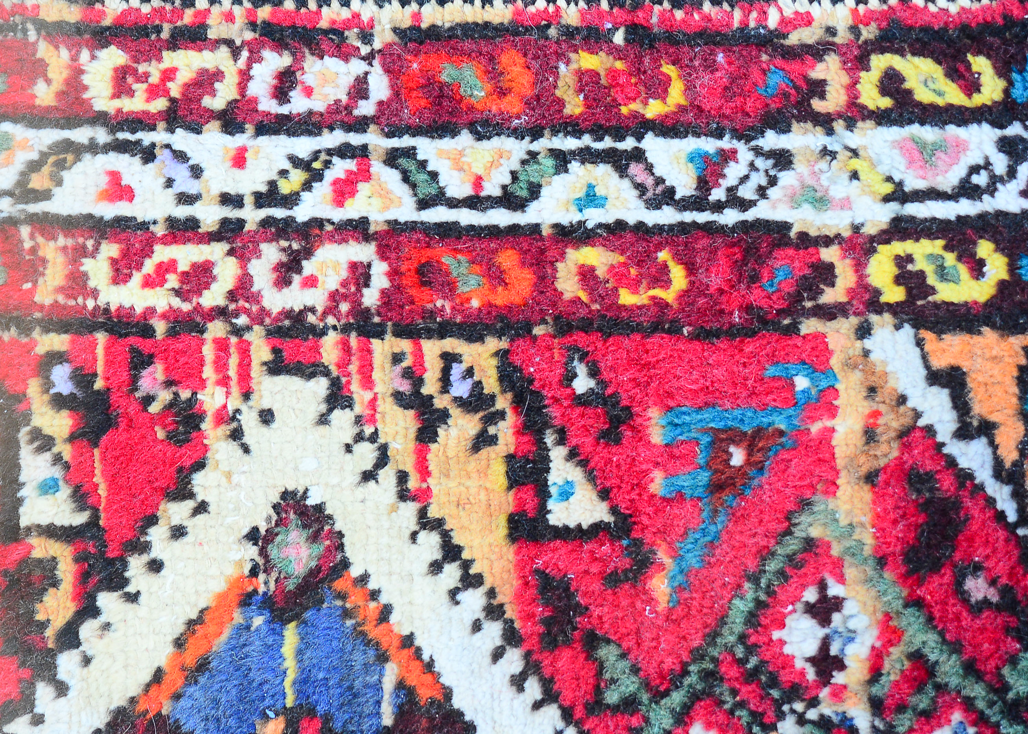 Handmade Persian Style Rug