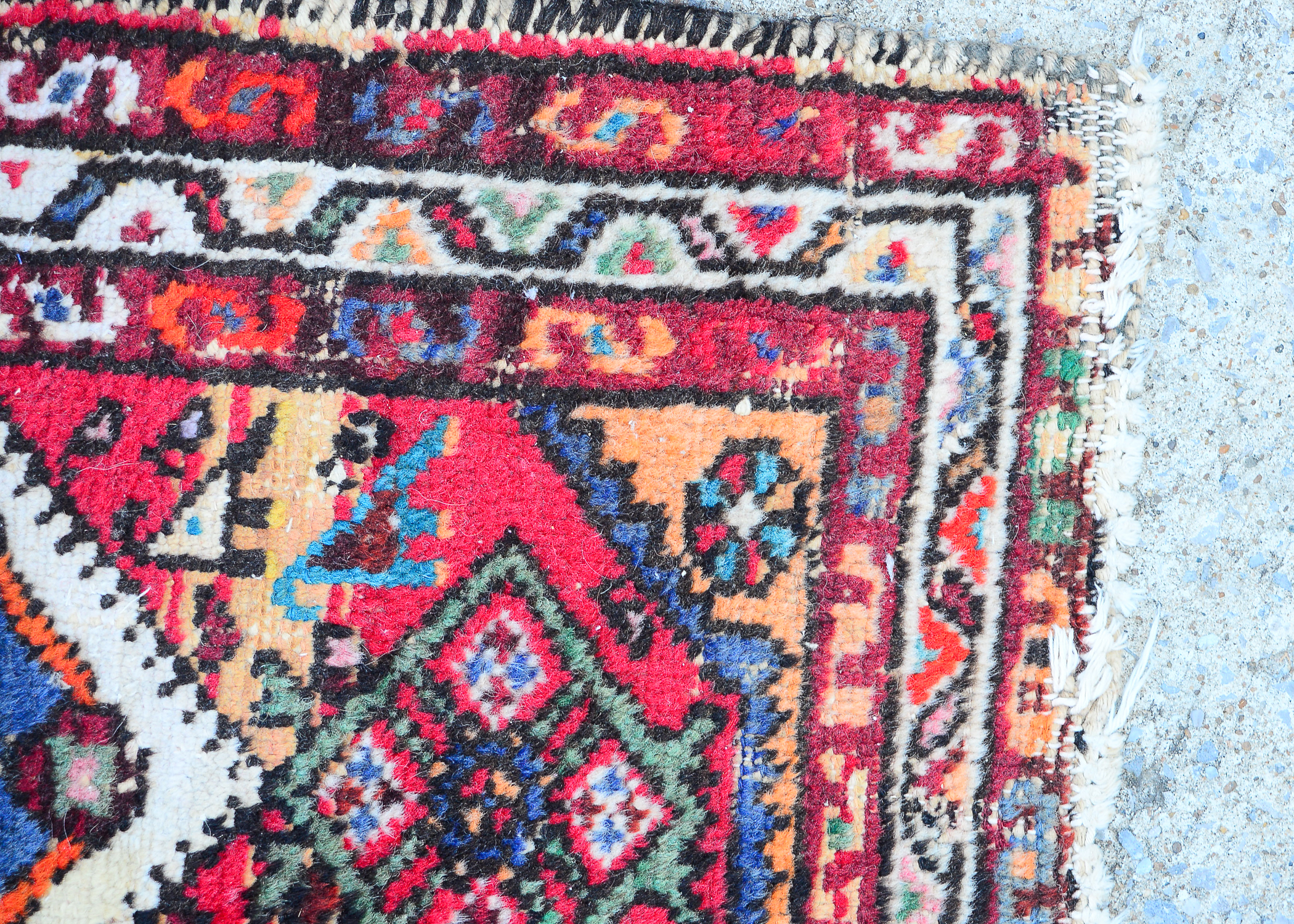 Handmade Persian Style Rug