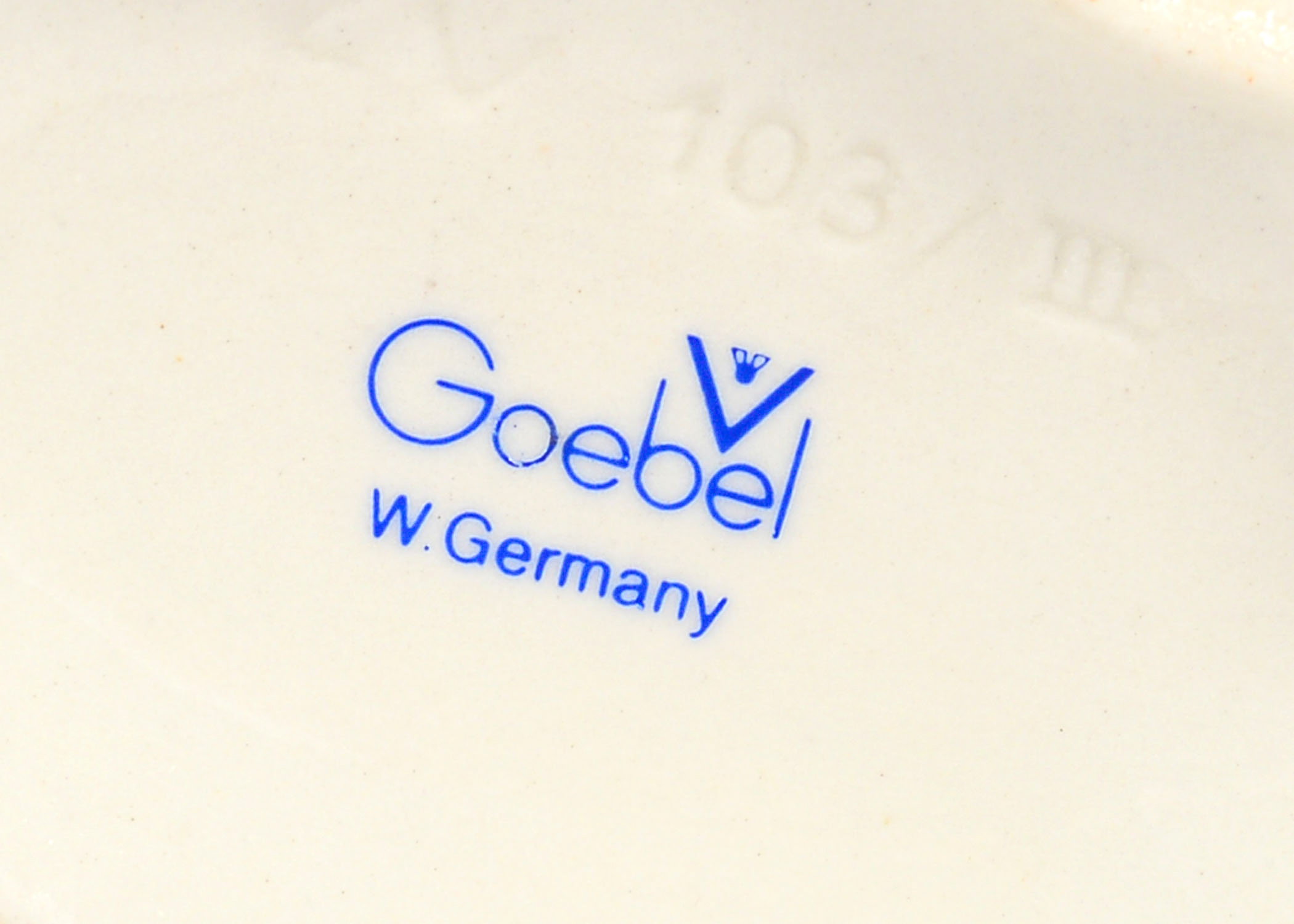 Goebel Swan Figurine