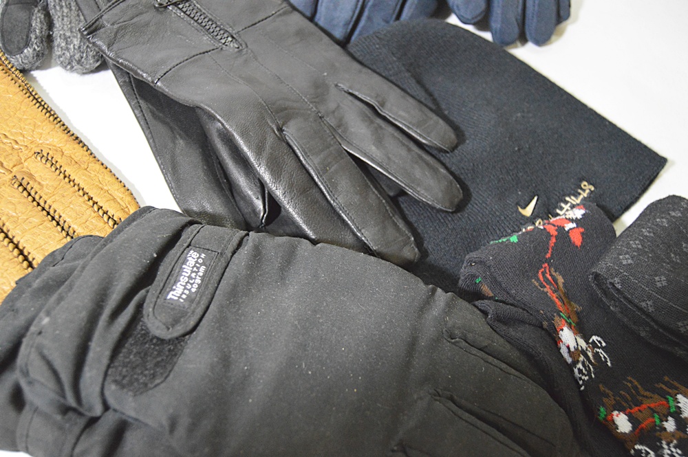 Men's Accessories with Brooks Brothers Leather Gloves, Pigskin Gloves