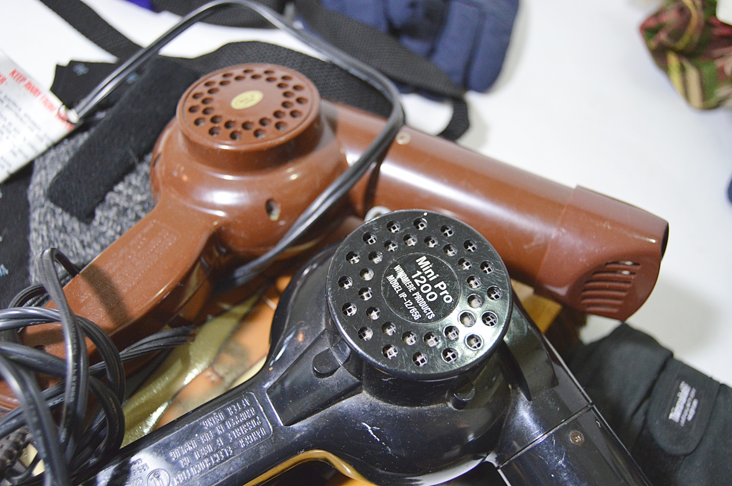 Men's Accessories with Brooks Brothers Leather Gloves, Pigskin Gloves