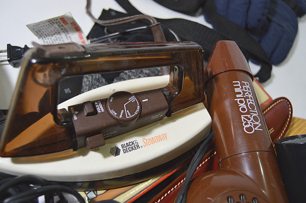 Men's Accessories with Brooks Brothers Leather Gloves, Pigskin Gloves